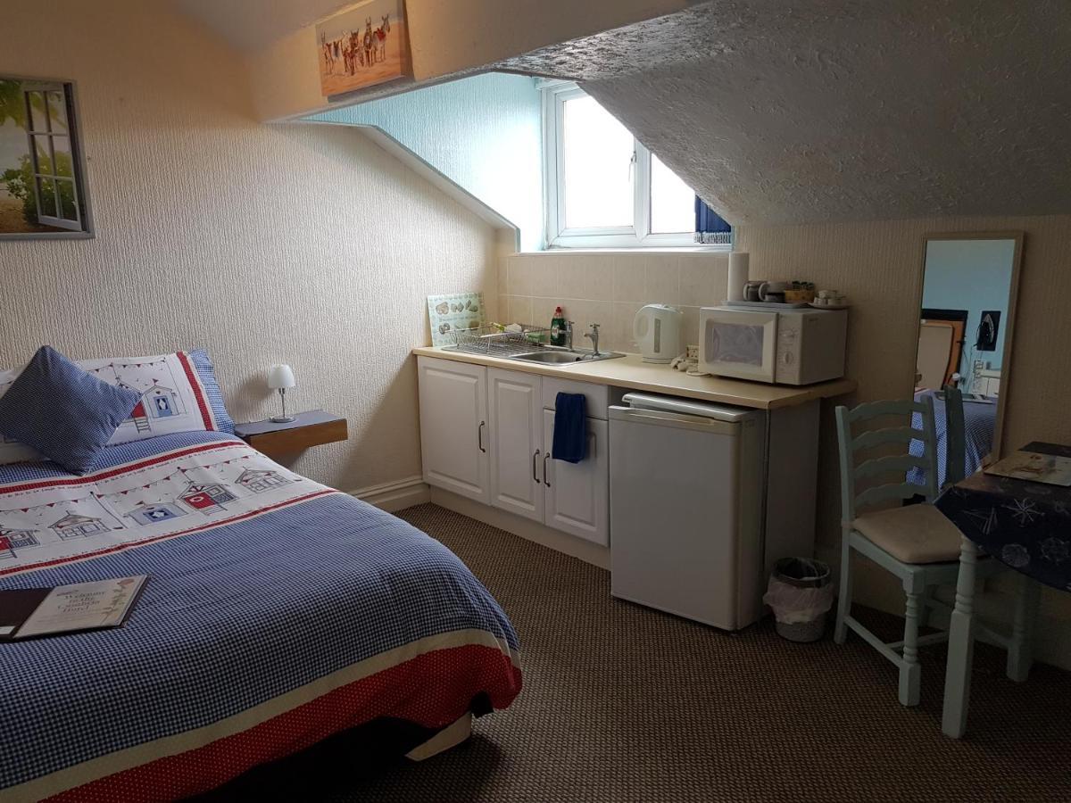 Cumbria Guest House 리탬 세인트 앤스 외부 사진