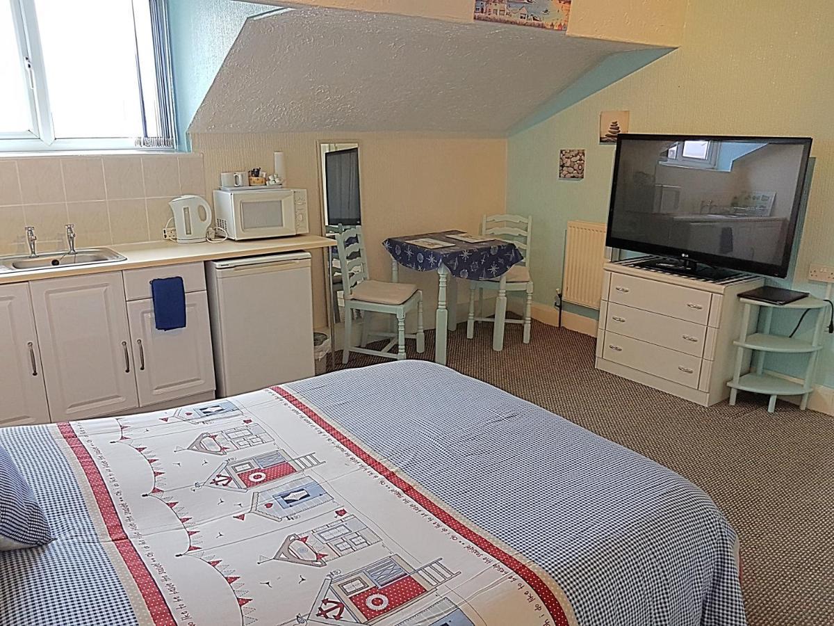 Cumbria Guest House 리탬 세인트 앤스 외부 사진