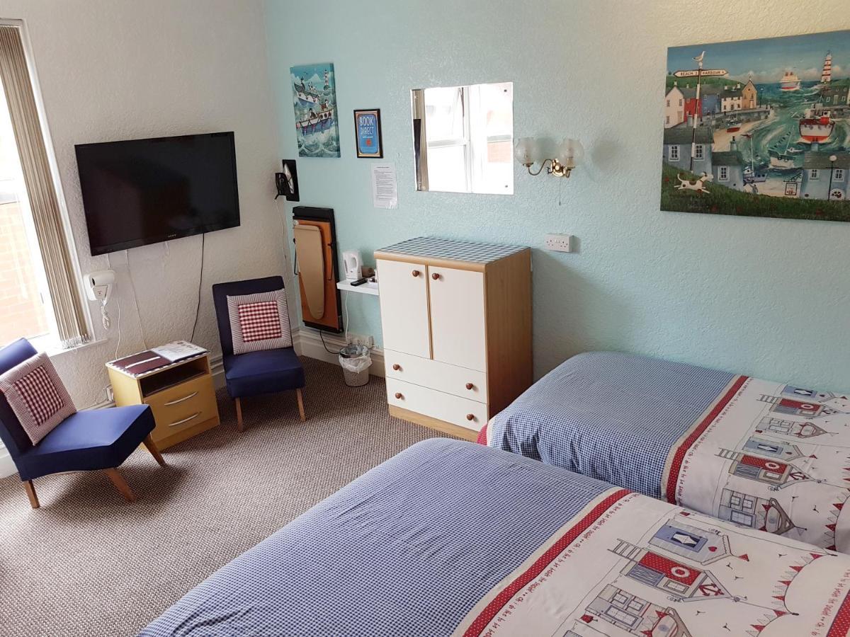 Cumbria Guest House 리탬 세인트 앤스 외부 사진