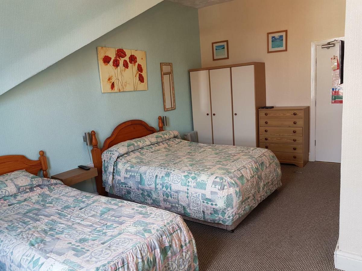 Cumbria Guest House 리탬 세인트 앤스 외부 사진