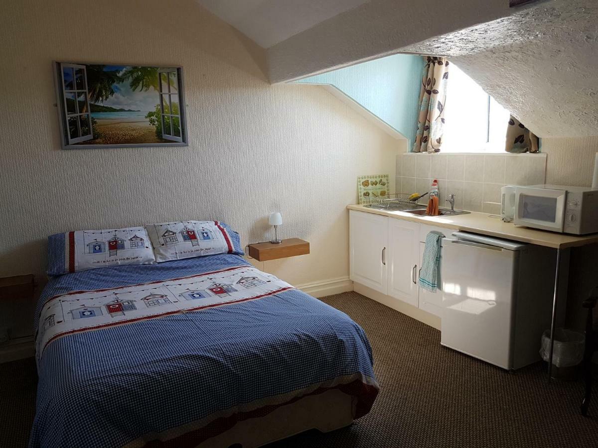 Cumbria Guest House 리탬 세인트 앤스 외부 사진
